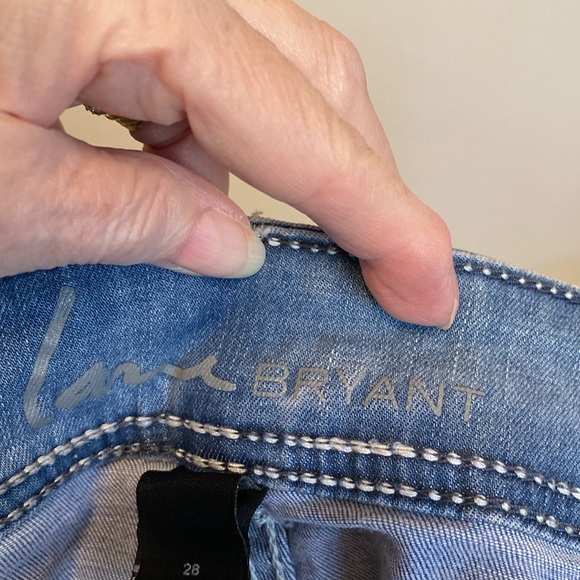 NWT Lane Bryant Capri Jeans w/zipper & button. Comfort Waist. 5 Pocket Style. - Picture 6 of 9